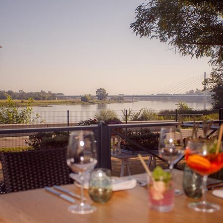 Отель Weltrad Am Fluss Restaurant & Quartier Шёнебек Экстерьер фото
